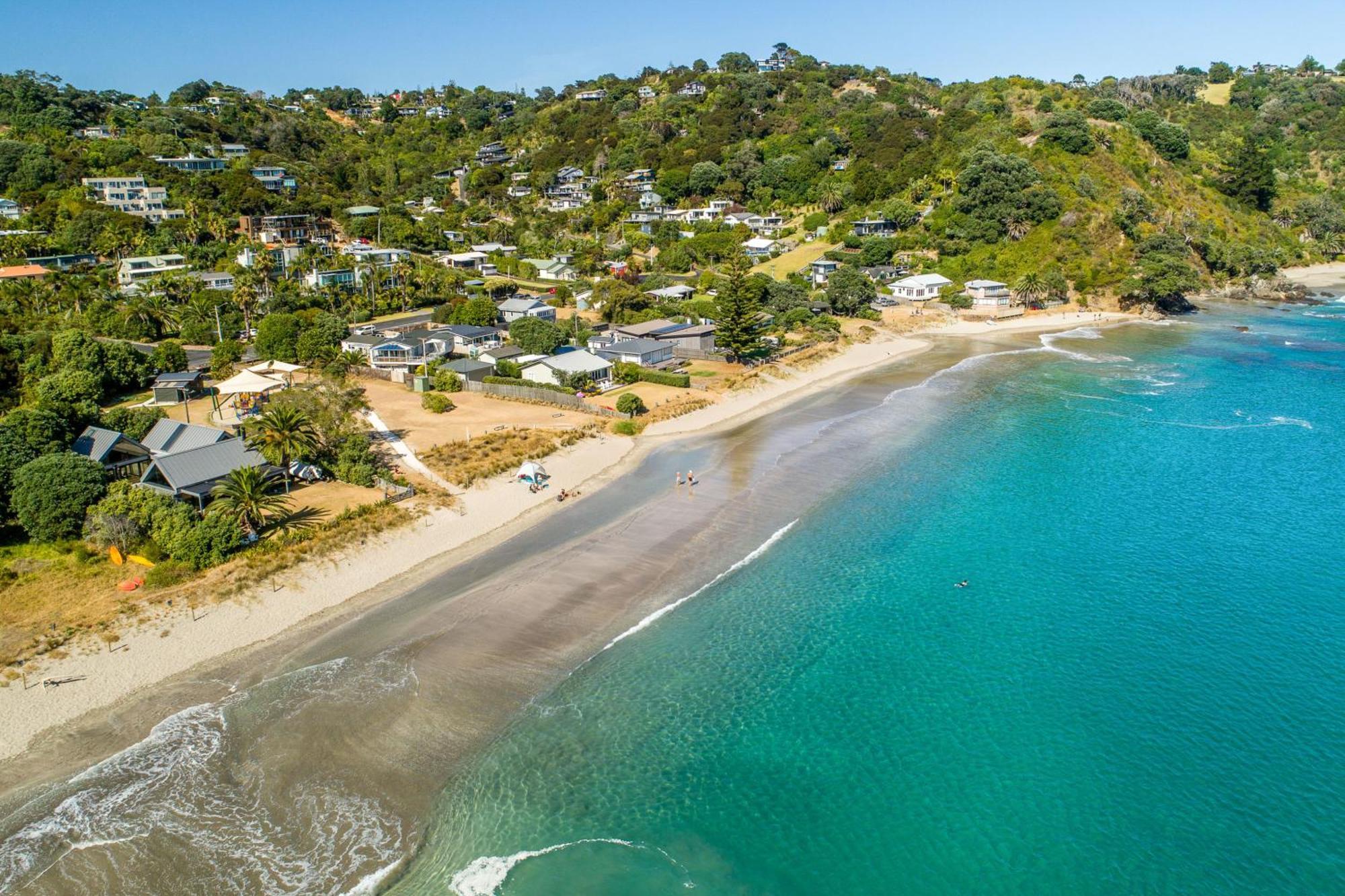 Island Sanctuary - Waiheke Holiday Home Ostend Buitenkant foto